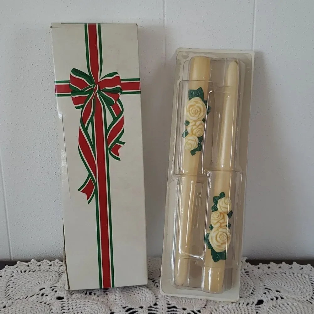 New in Box Vintage Avon Winter Rose 10